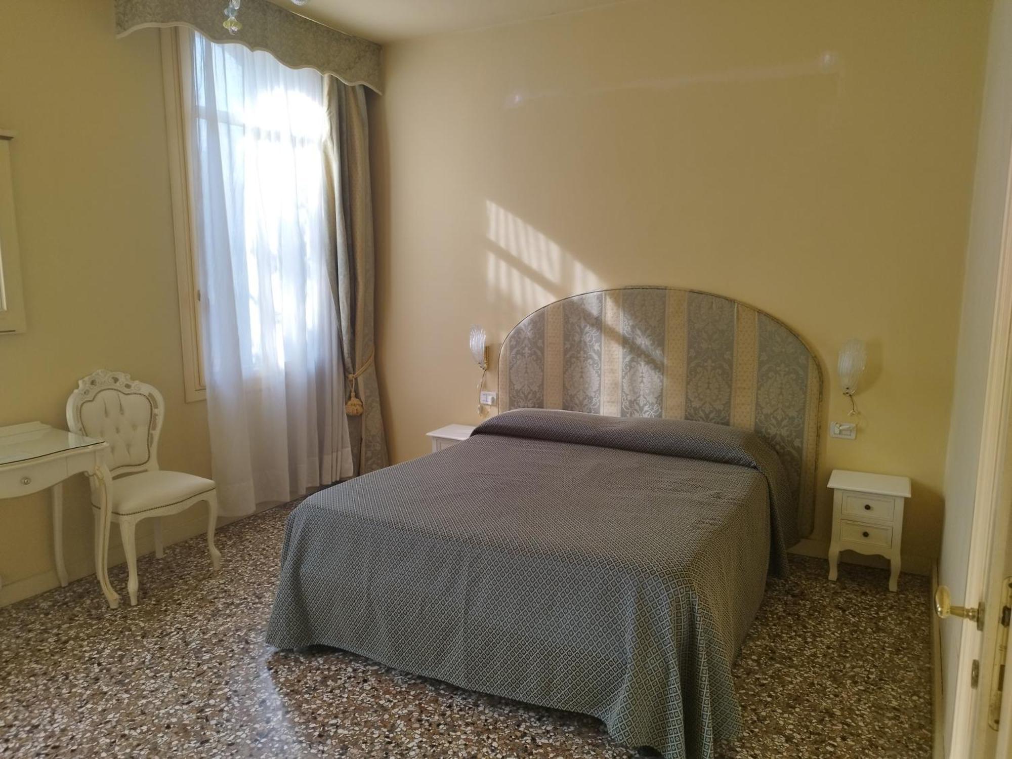 Affittacamere Alloggi Acquavita *